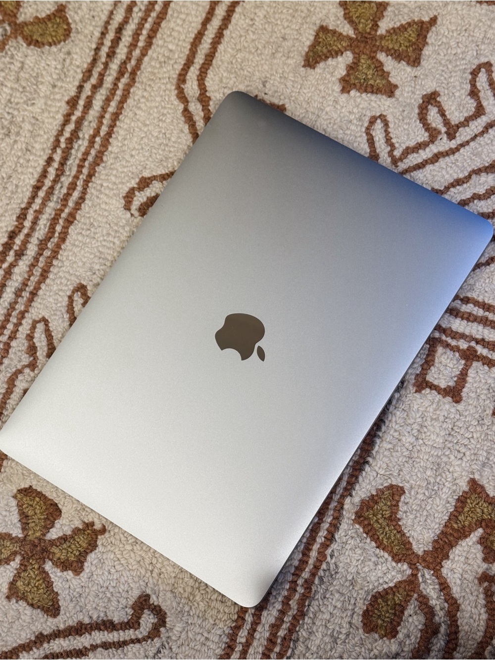 Apple MacBook Pro 13 inch, 2019, with touchbar